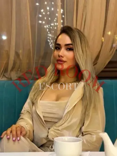 Каролина — индивидуалка Астана