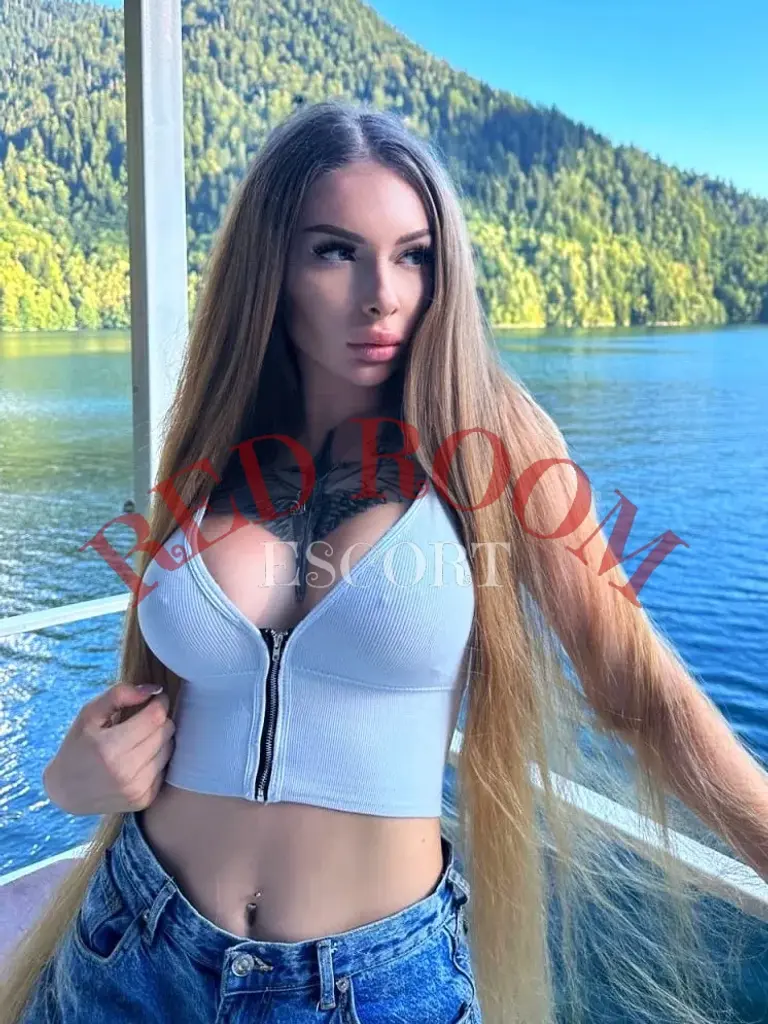 Ника — эскорт Астана