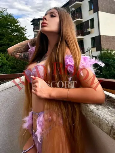 Ника — эскорт Астана