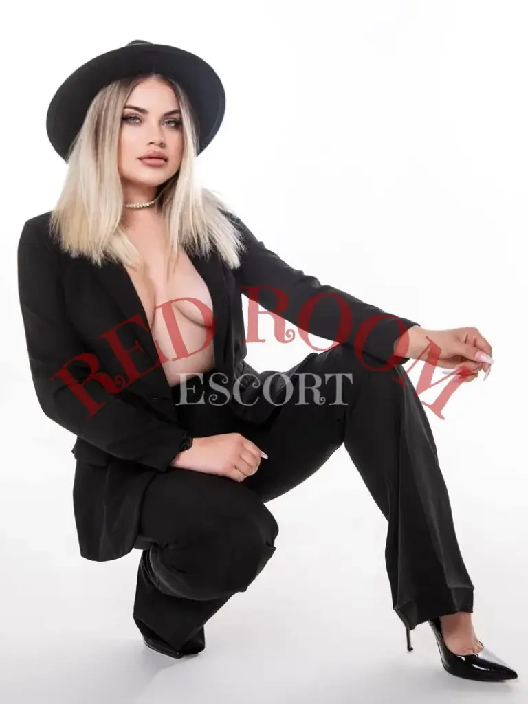 Леля — эскорт Астана