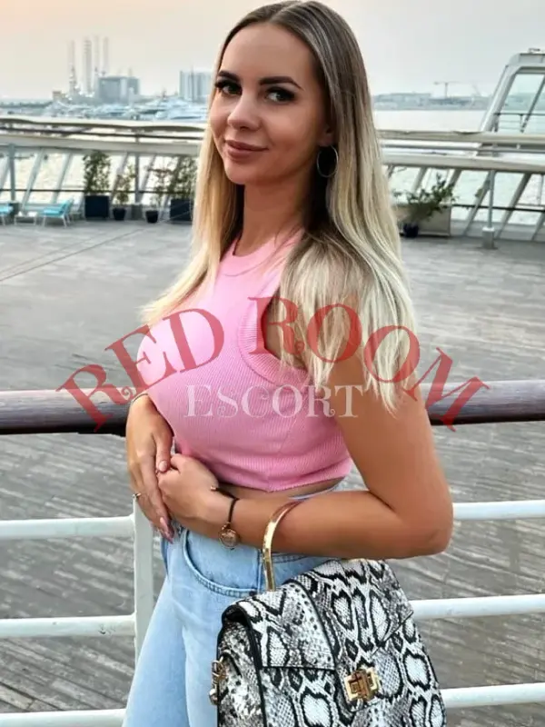 Мирта — проститутка Астана
